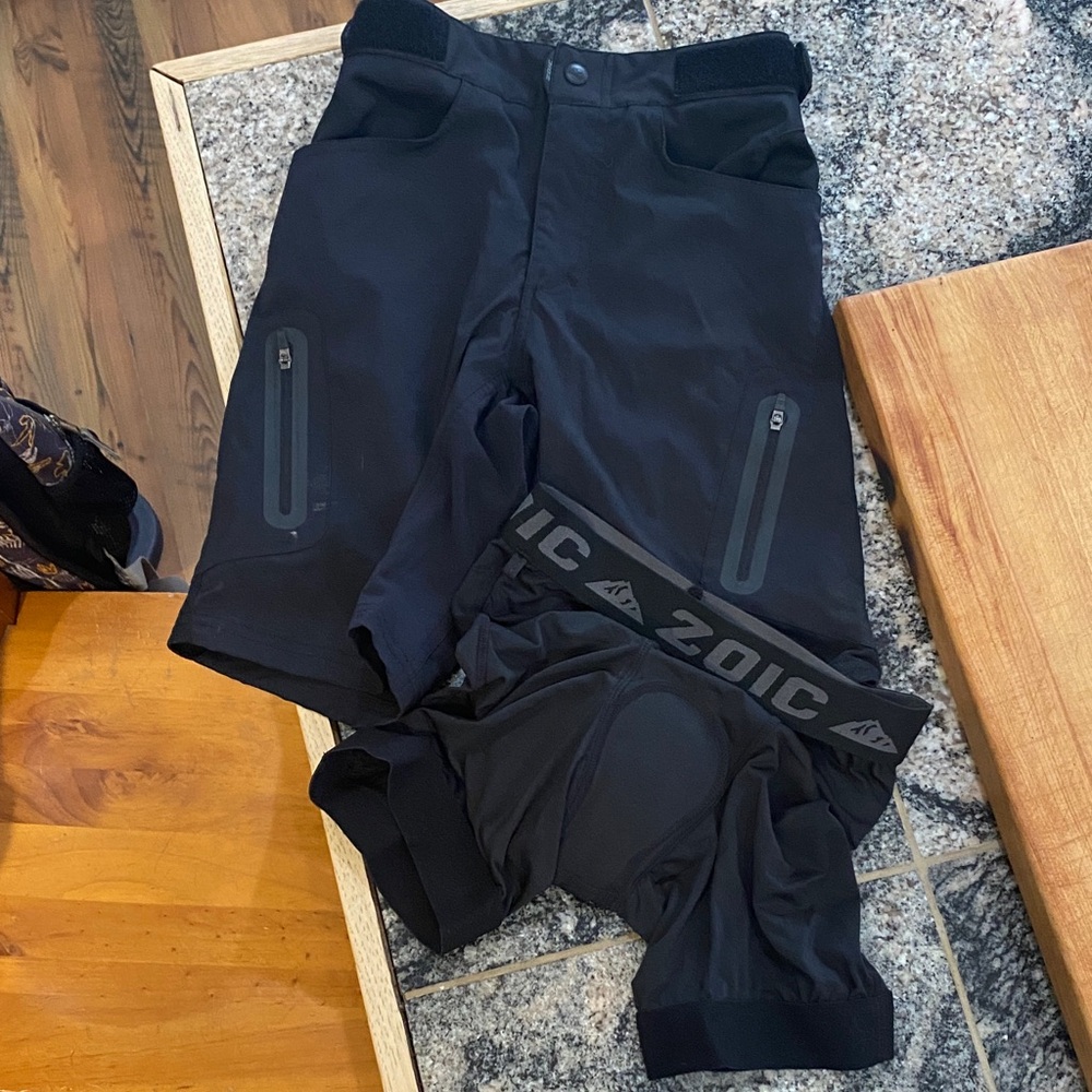 ZOIC Black Cycling Shorts
